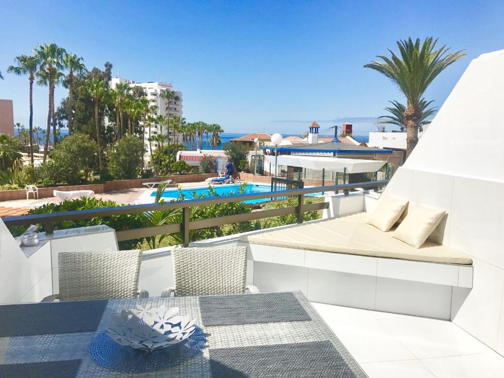 Style Apartment with Ocean view, Playa de las Americas ...