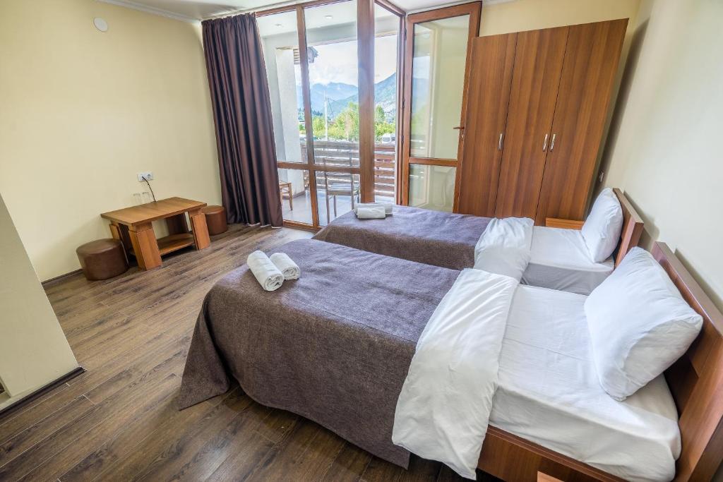 Hotel Banguriani - Twin Room With Balcony