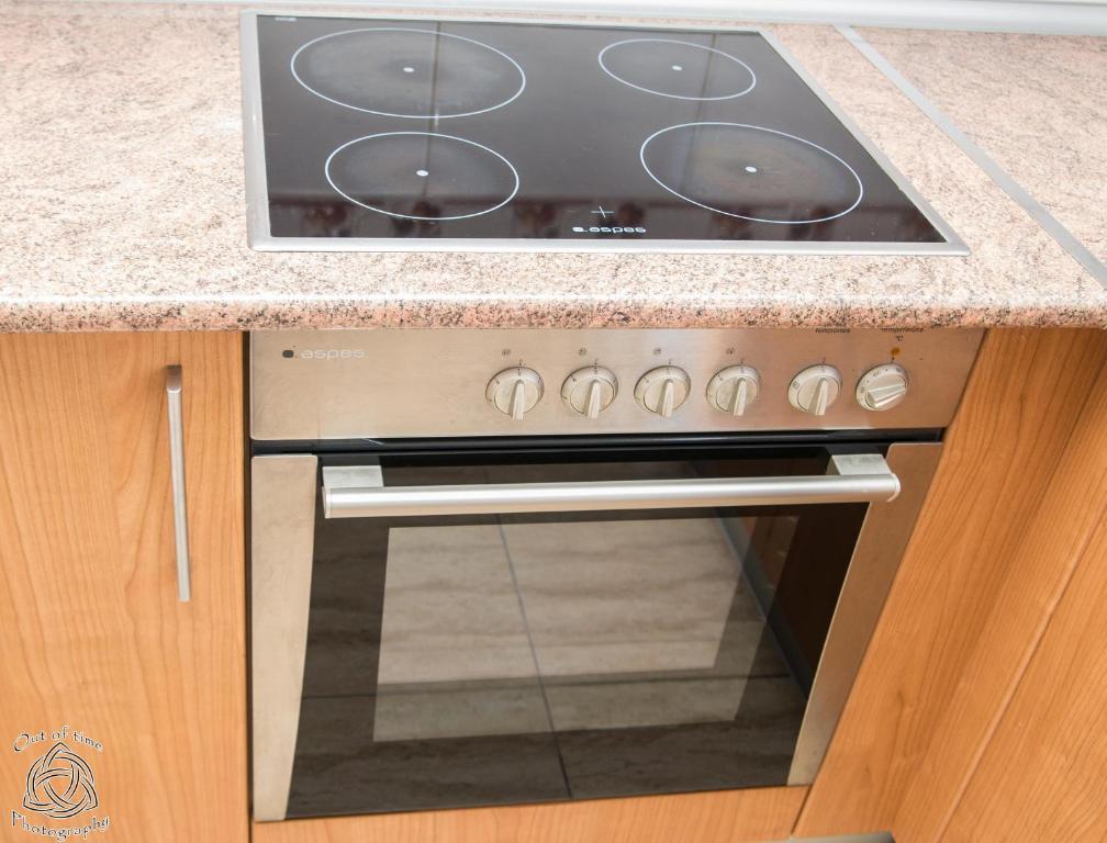 Kuchyň nebo kuchyňský kout v ubytování Two bedroom apartment in Palm Mar! Free Parking! PM109