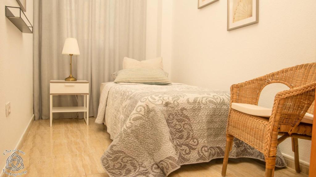 Postel nebo postele na pokoji v ubytování Two bedroom apartment in Palm Mar! Free Parking! PM109