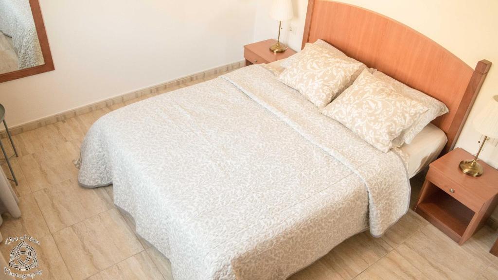 Postel nebo postele na pokoji v ubytování Two bedroom apartment in Palm Mar! Free Parking! PM109