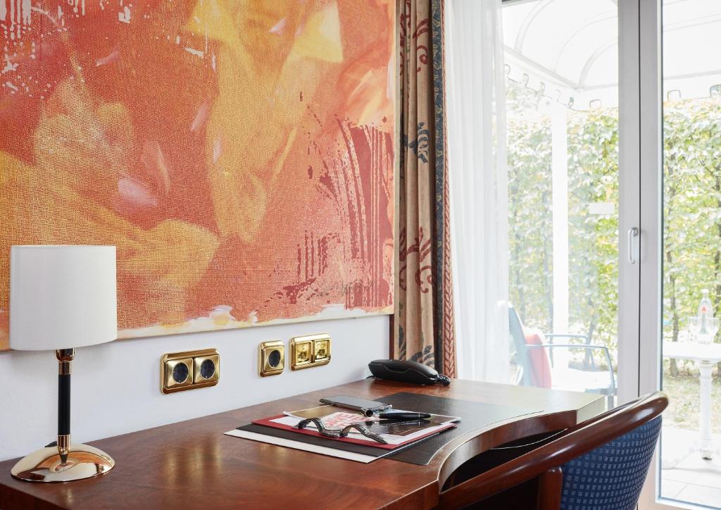 Living Hotel Kanzler - Resim 36