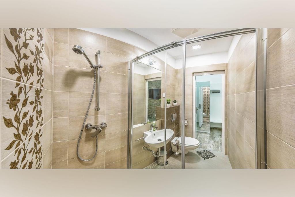 Koupelna v ubytování Platanus Guesthouse