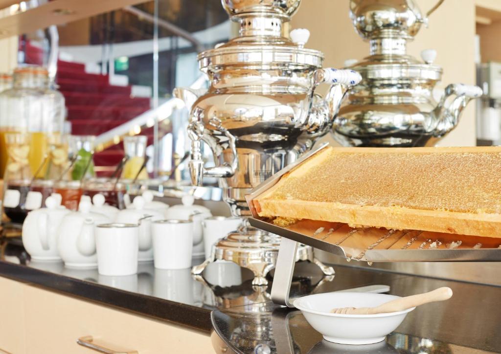 Living Hotel Kanzler - Resim 19