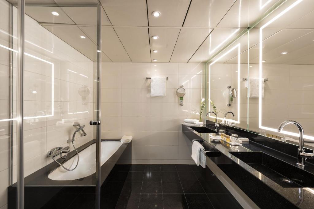 Maritim Hotel Bonn - 11