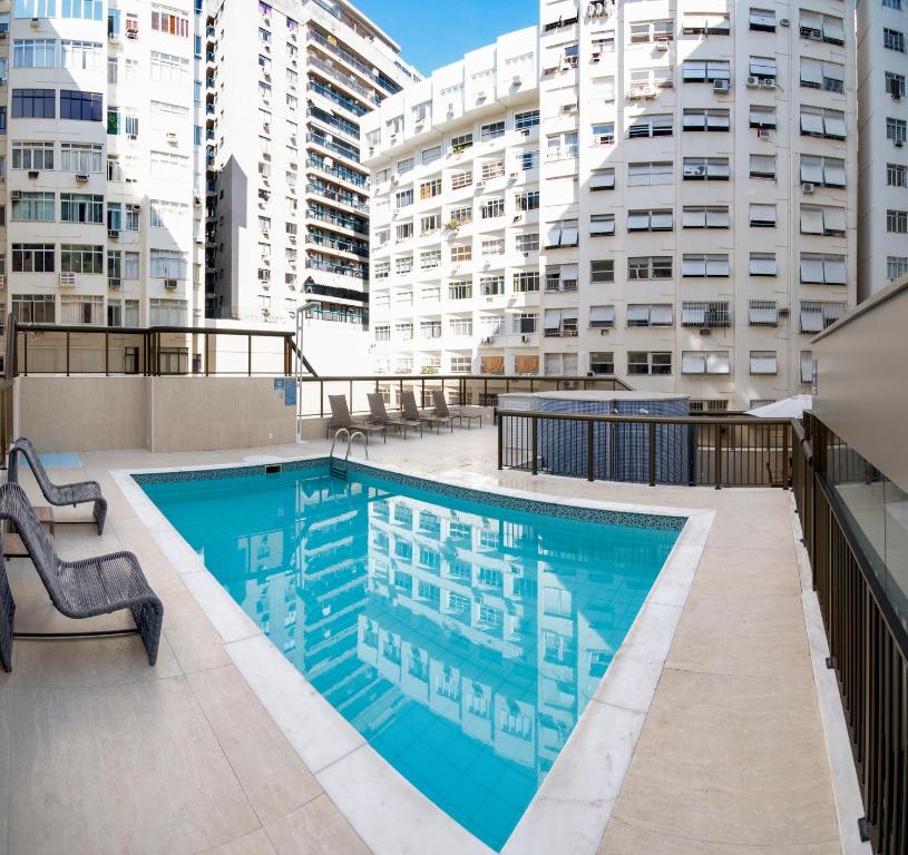 La alberca dentro o cerca de Hotel Astoria Copacabana