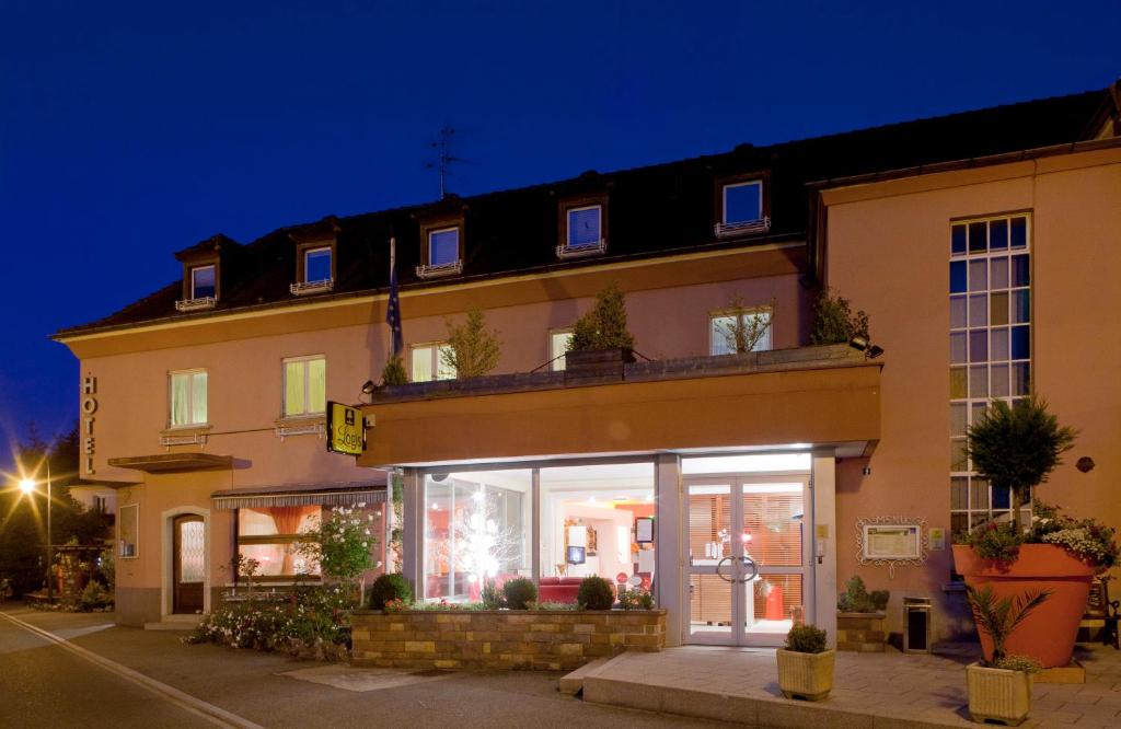 Budova, kde se hotel nachází