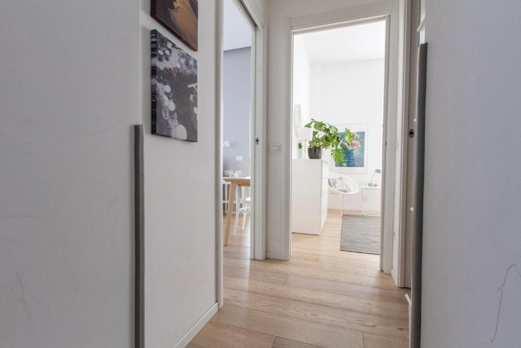 Fotografia z galérie ubytovania Luxury and spacious apartment (Bocconi) v Miláne