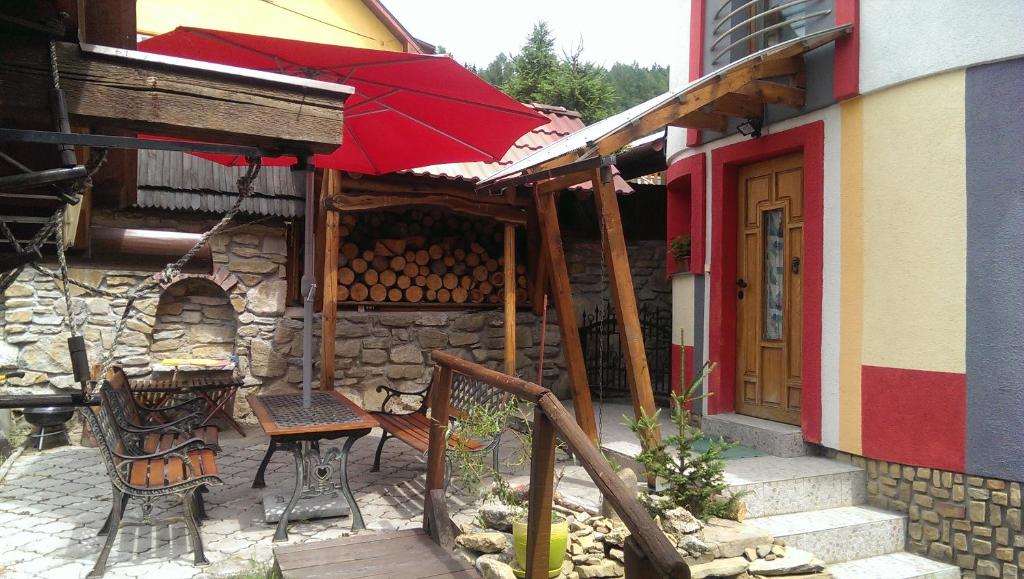 The building in which the holiday home is located