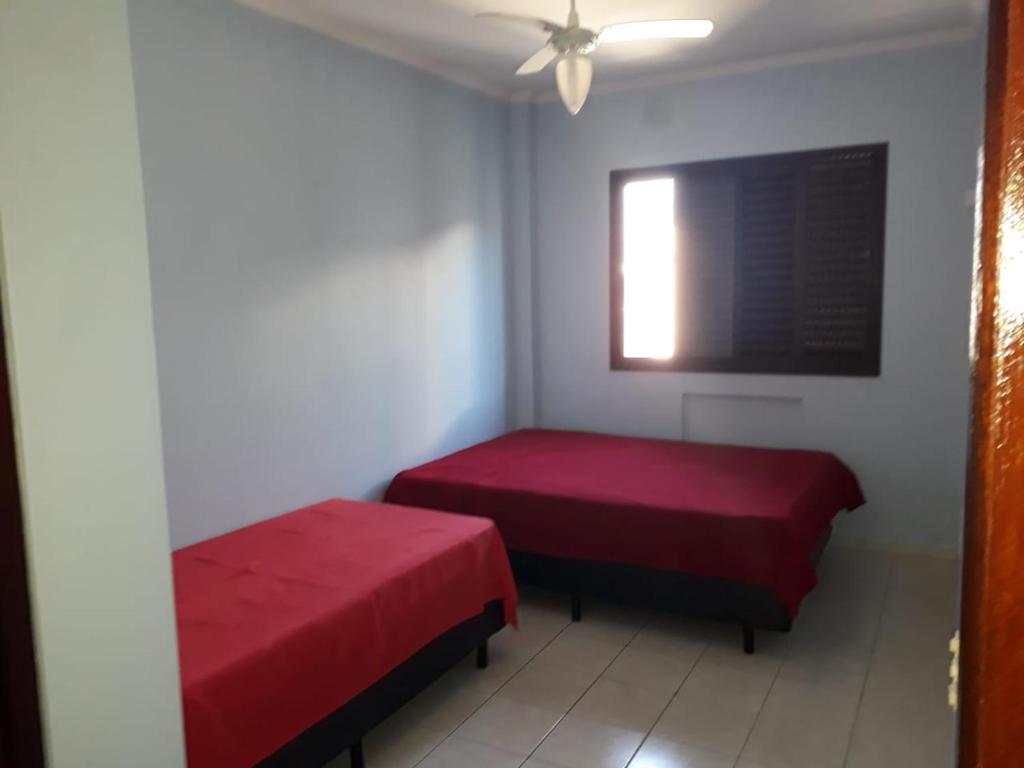  Apartamento Guilhermina - Ed Frente ao Mar