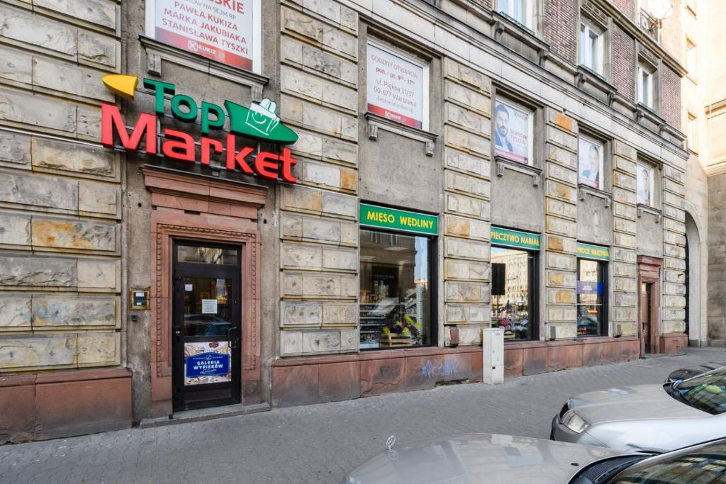 Supermarket alebo iný obchod pri apartmáne alebo v okolí