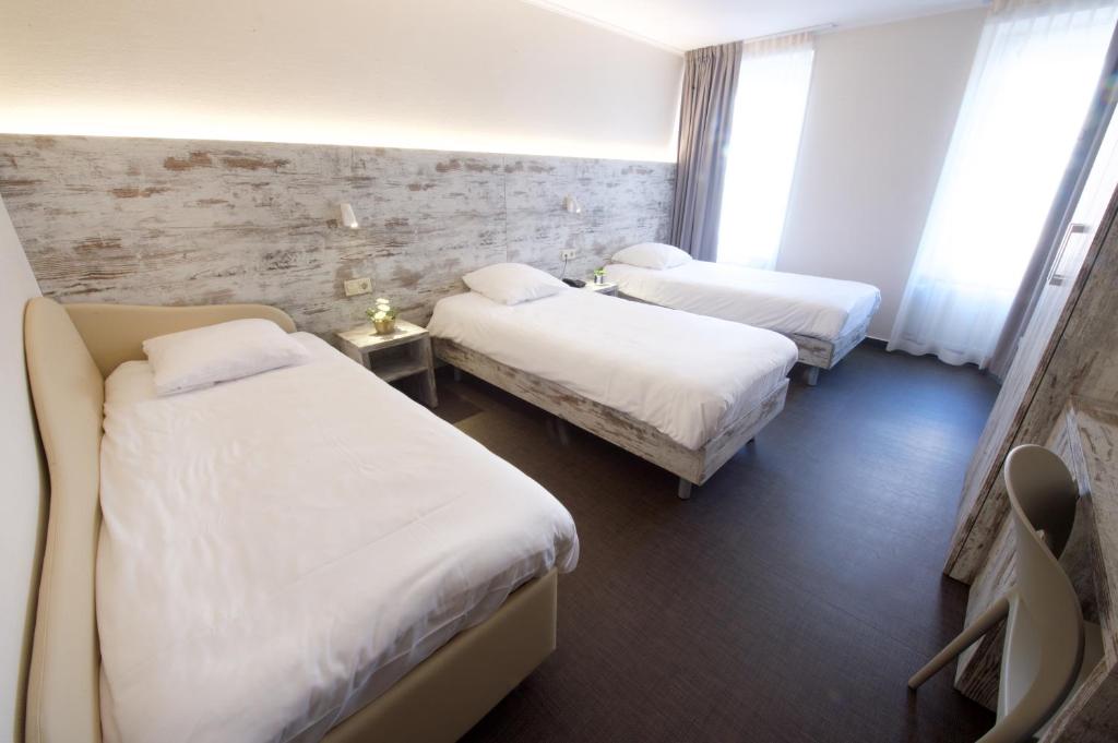 Il Piccolo Mondo - Resim 42