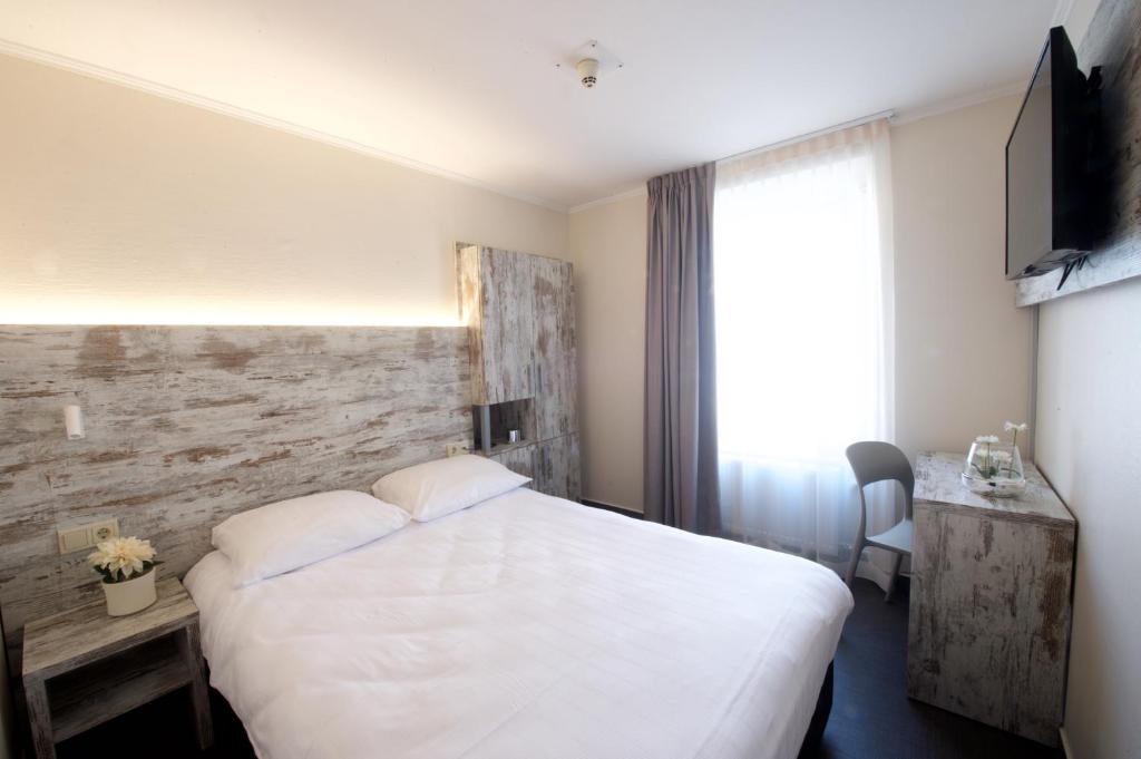 Il Piccolo Mondo - Resim 4