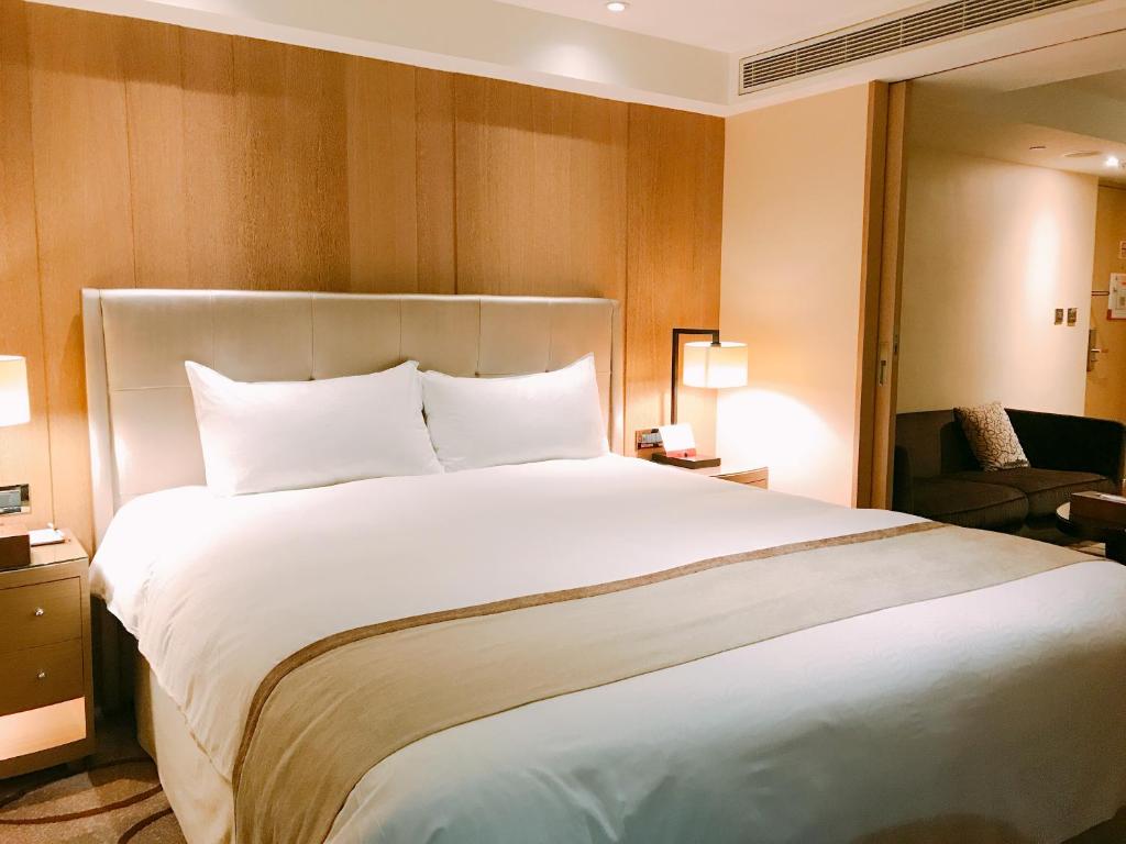 Kaohsiung Chateau de Chine Hotel - Suite Superior