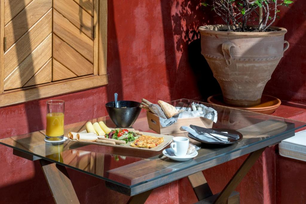 10GR Boutique Hotel & Wine Bar - Resim 24