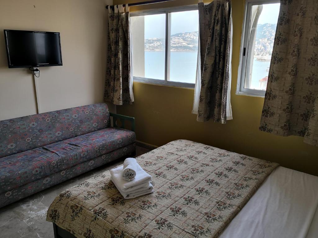 Holiday Suites Hotel & Beach Resort - Camera Doppia Con Vista In Montagna