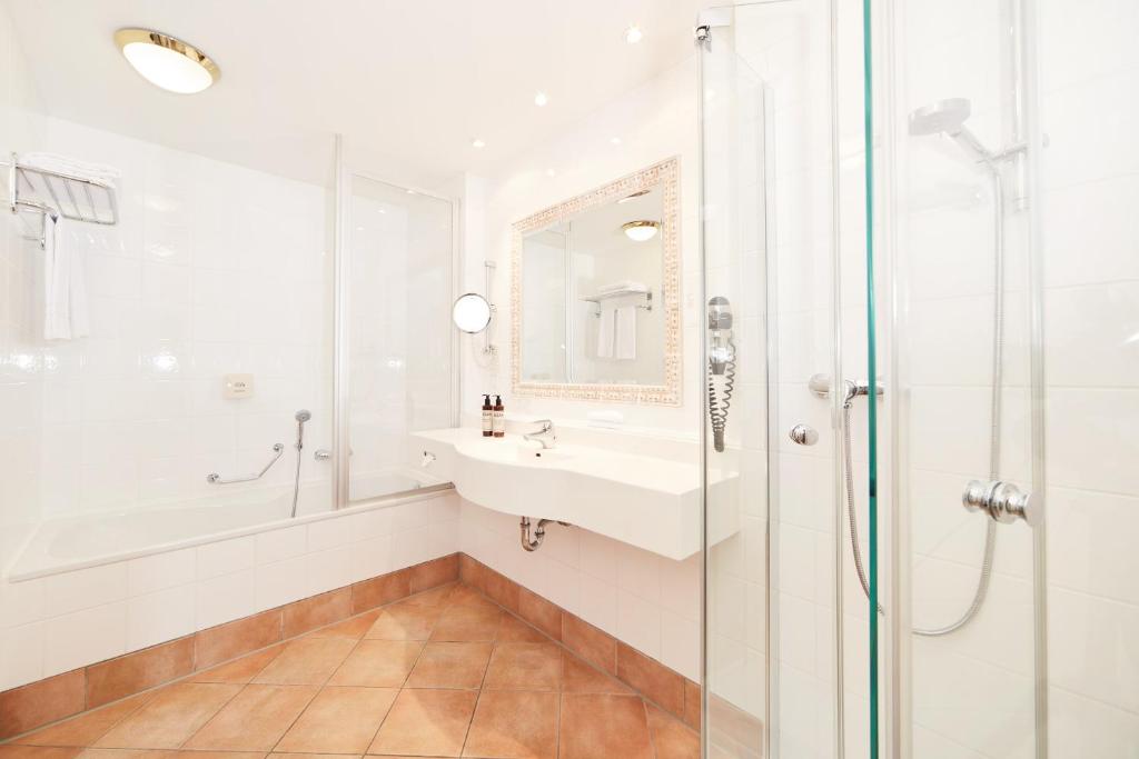 Koupelna v ubytování Hotel Prinzregent München Messe