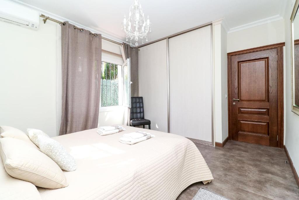 Posteľ alebo postele v izbe v ubytovaní Villa Vita in Elviria