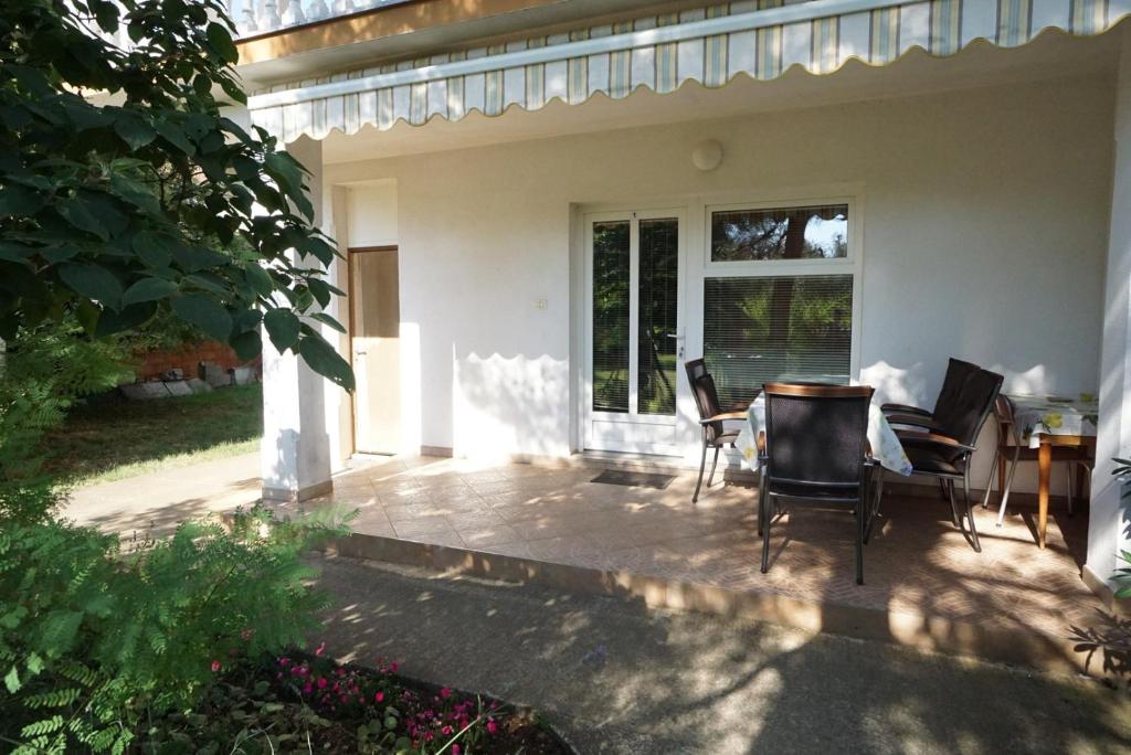 Zahrada ubytování Apartment Cirila