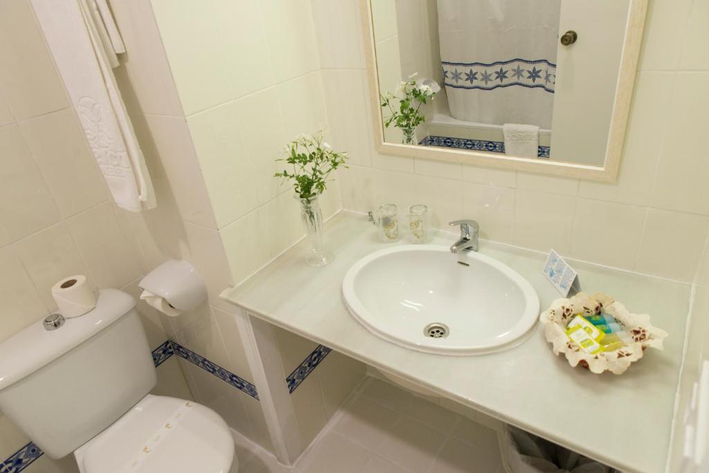 Un baño de Hotel Zuhayra