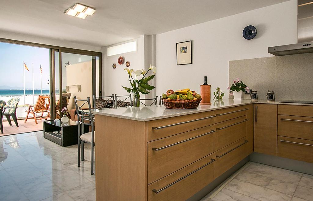 A kitchen or kitchenette at Apartment CB 1