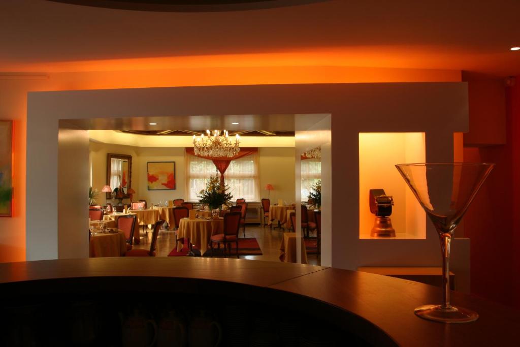 Restaurace v ubytování Hôtel Restaurant Logis La Palette