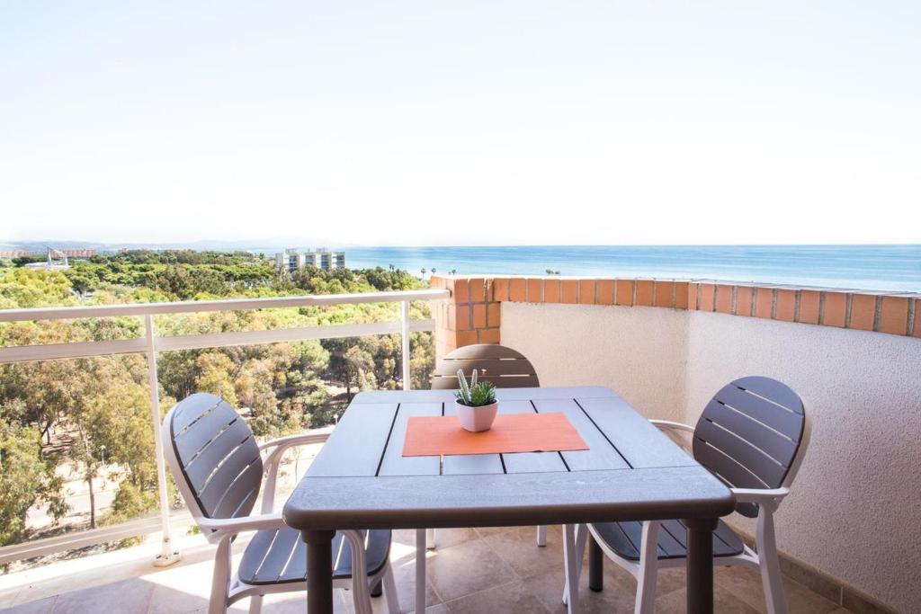 Apartment Playa Dorada Primera Linea, Oropesa del Mar, Spain ...