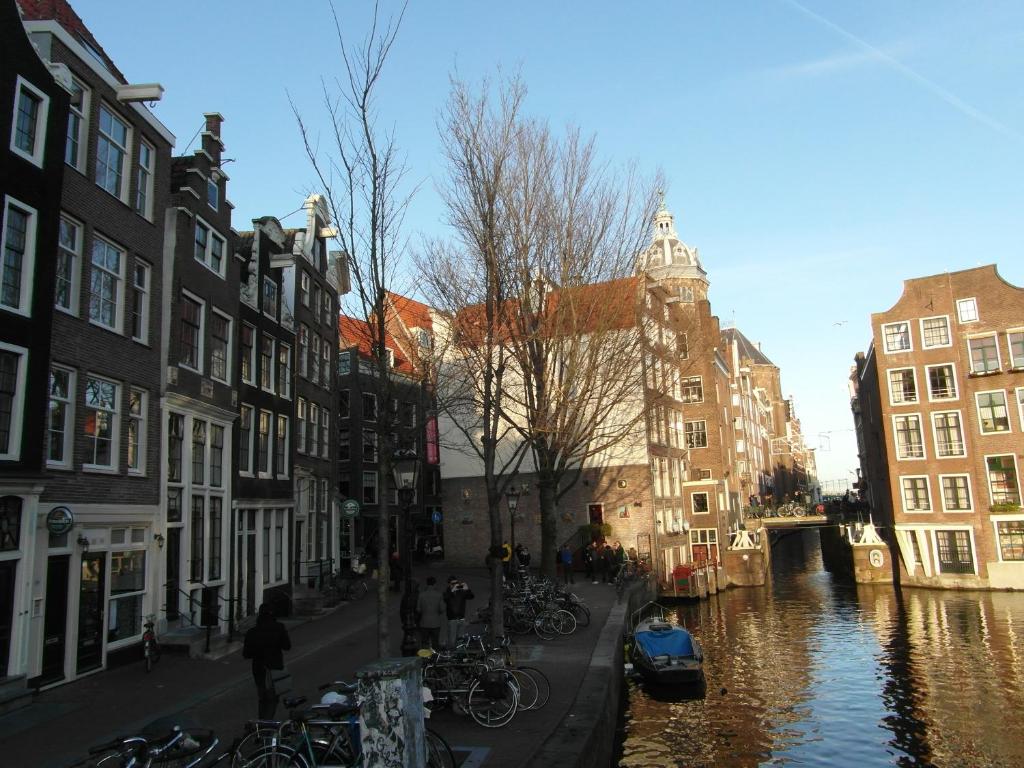 رزرو هتل، Velvetamsterdam