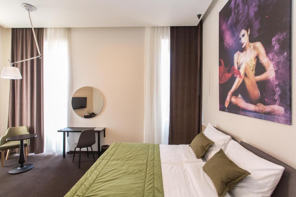 Hotel Grand Hedonist - Люкс с балконом