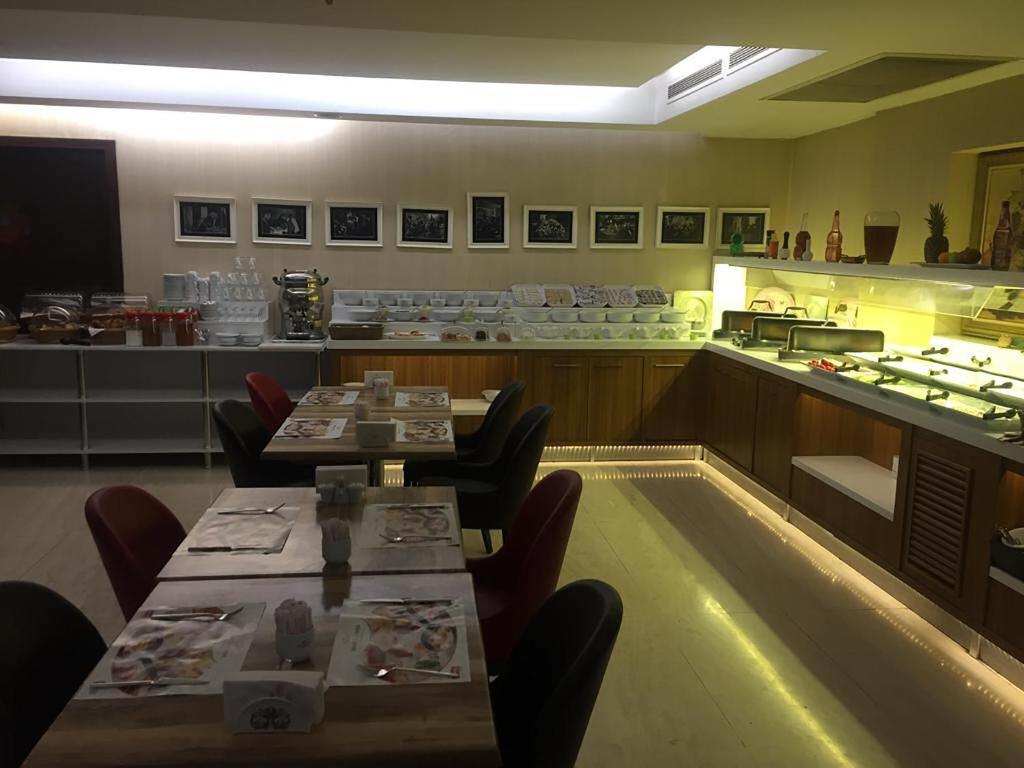 Restaurace v ubytování Imamoglu Pasa Butik Hotel