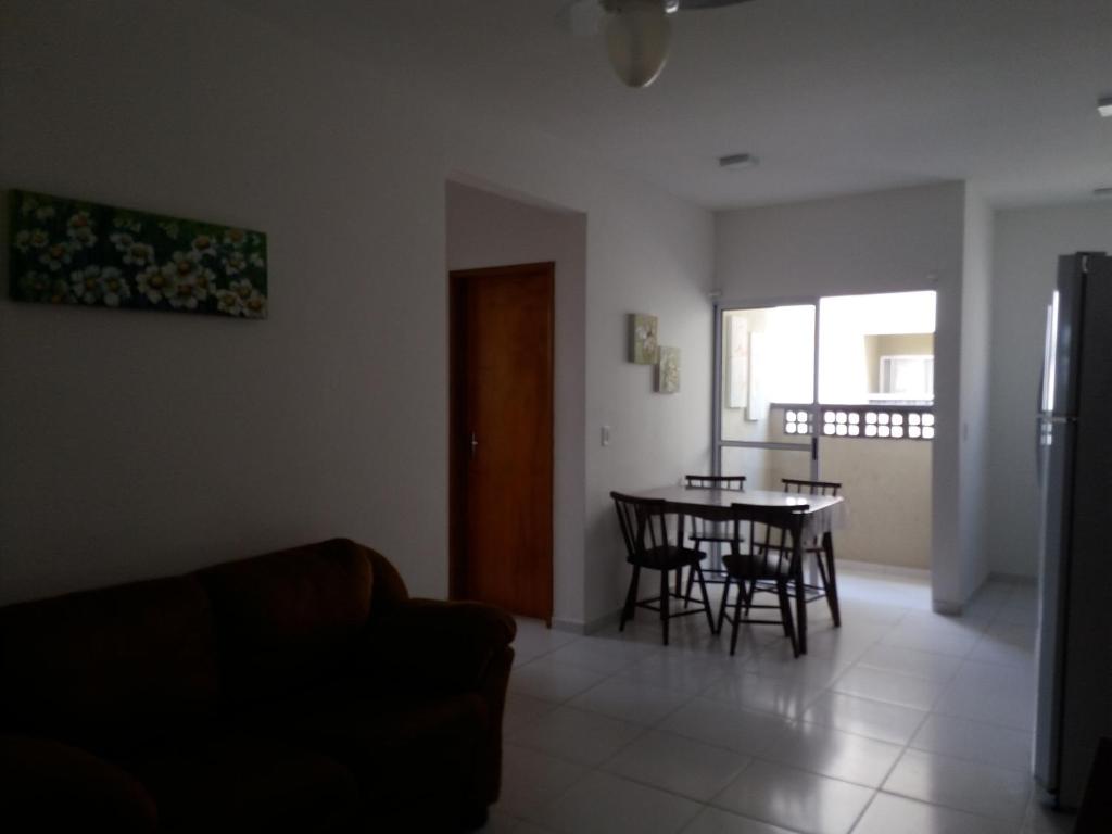  APARTAMENTO BEM LOCALIZADO