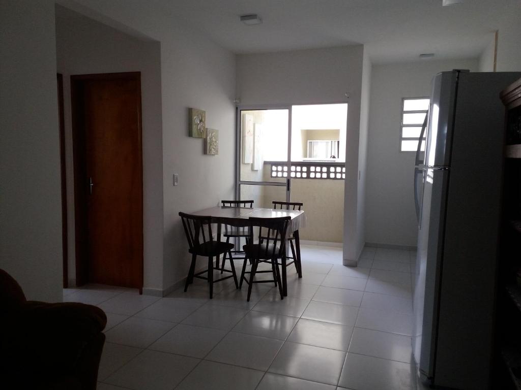  APARTAMENTO BEM LOCALIZADO