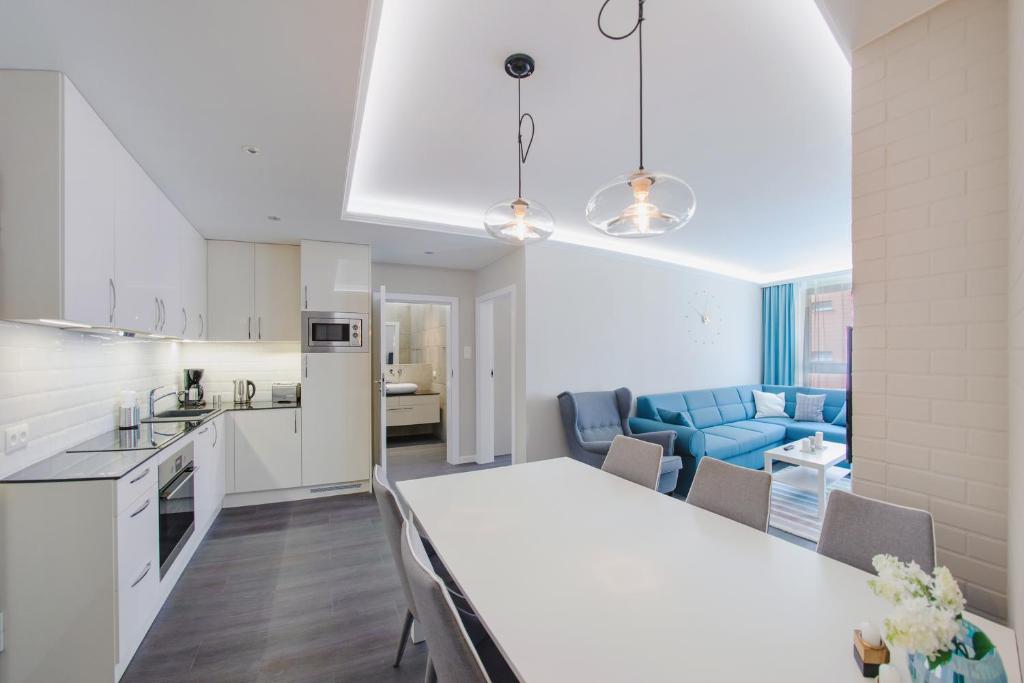 Apartamenty Sun & Snow Aura - Two-Bedroom Apartment