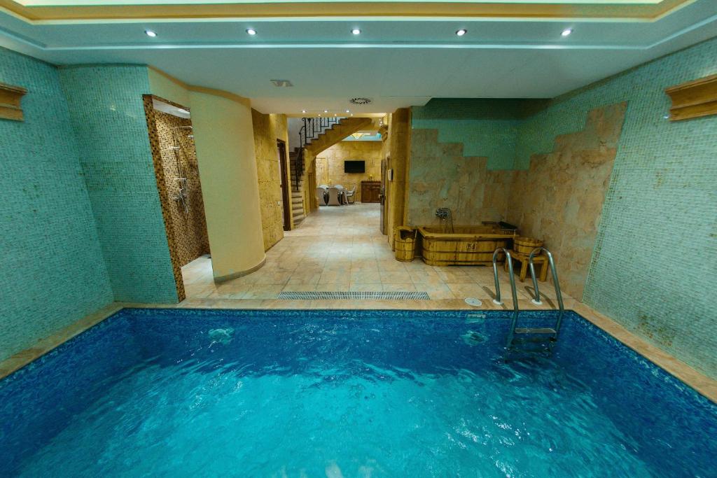 Bazén v ubytování Spa Hotel Grace Forum nebo v jeho okolí