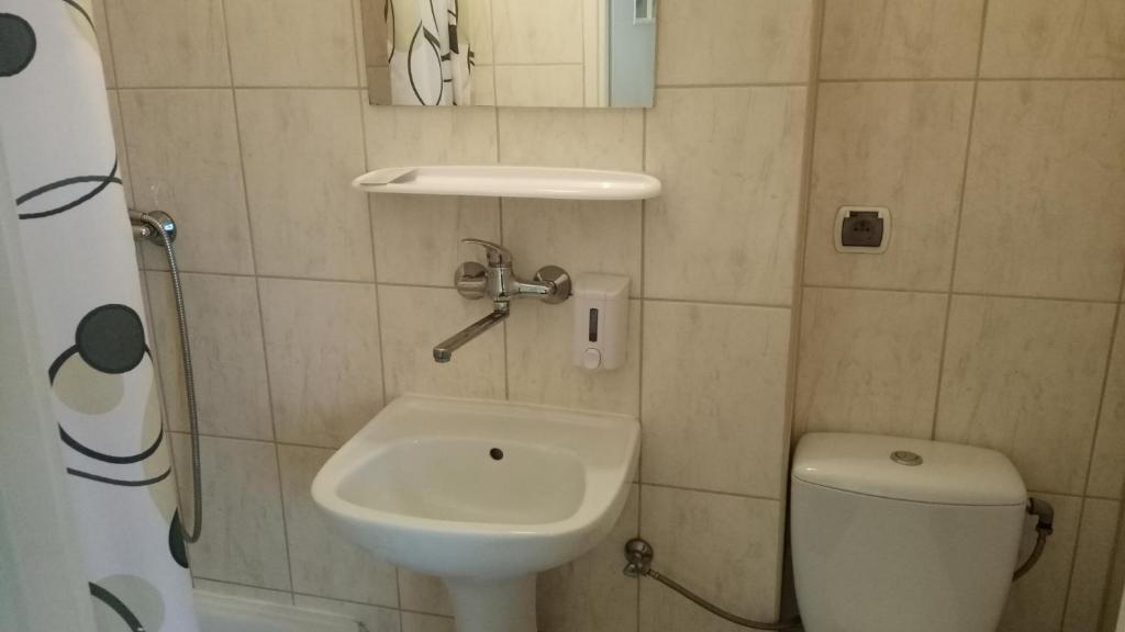 Kúpeľňa v ubytovaní Hotel Eden 24h