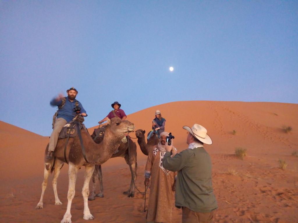 Hosté ubytování Erg Chebbi Starlight Camp