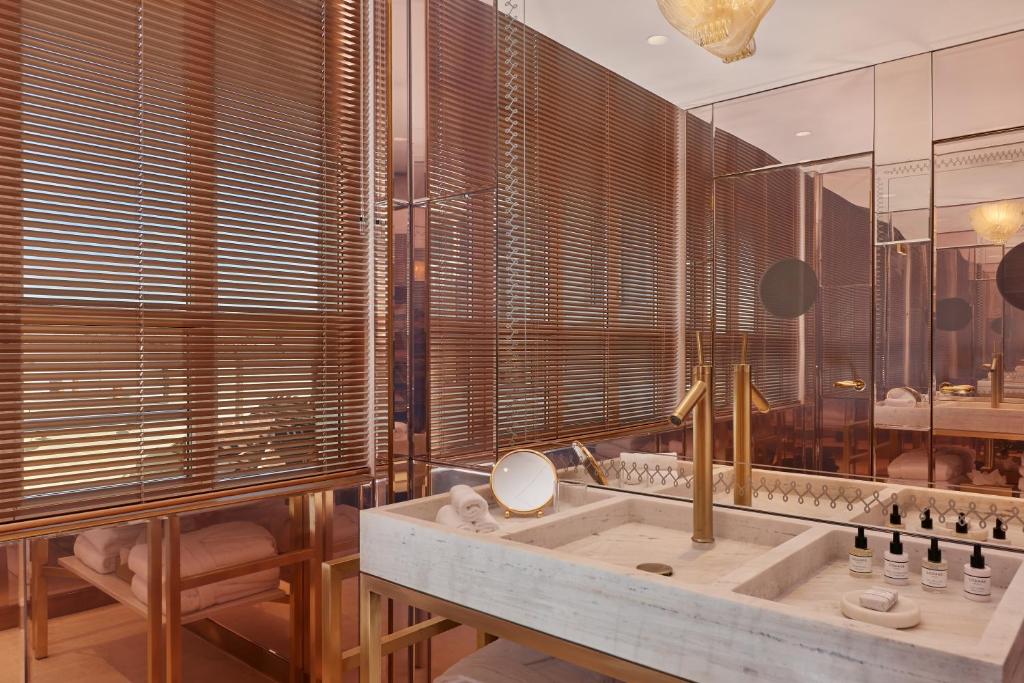 9Confidentiel - Resim 6