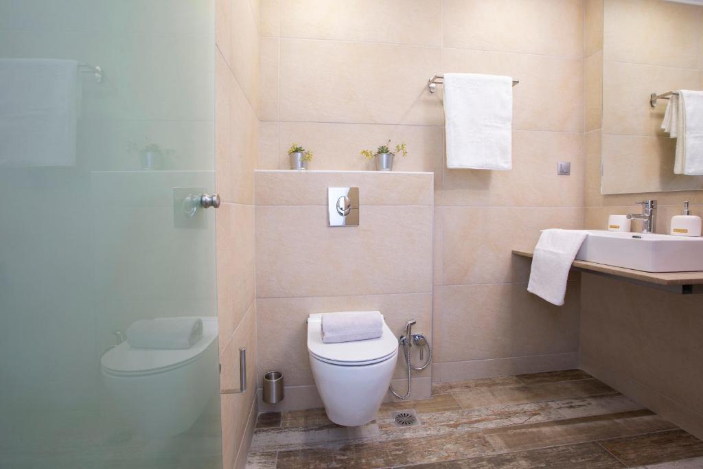 Zdjęcie z galerii obiektu Rachi Sea View Blue Villa w mieście Katouna