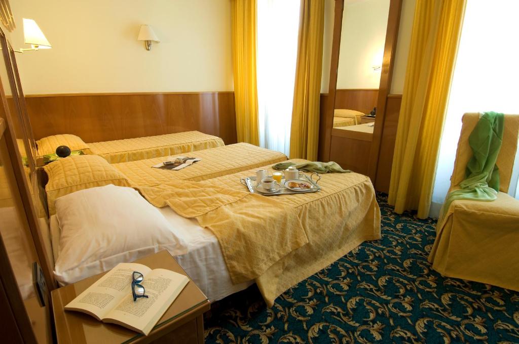 Hotel Cinque Giornate - Triple Room
