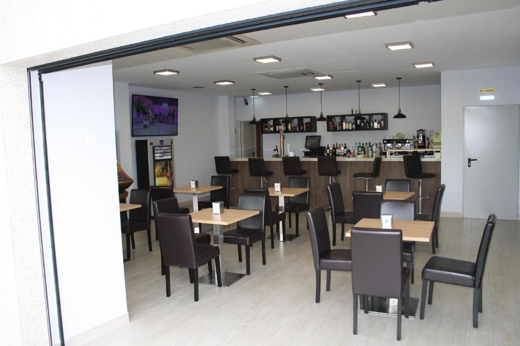 Restaurace v ubytování Hotel Mar de Aragón