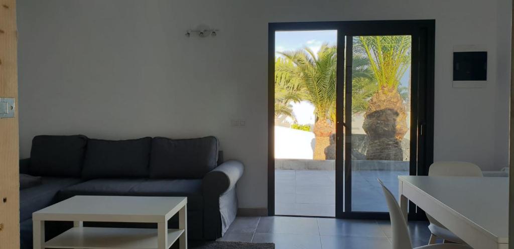 Posedenie v ubytovaní Luxury Villa sea front Costa Teguise