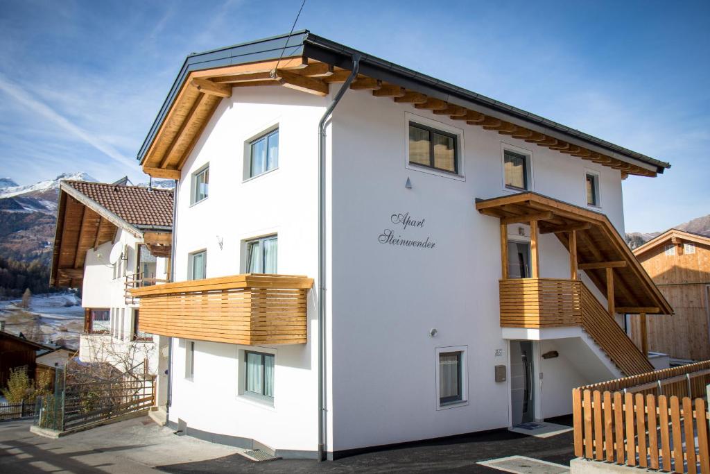 Výhľad na hory alebo výhľad na hory priamo z apartmánu