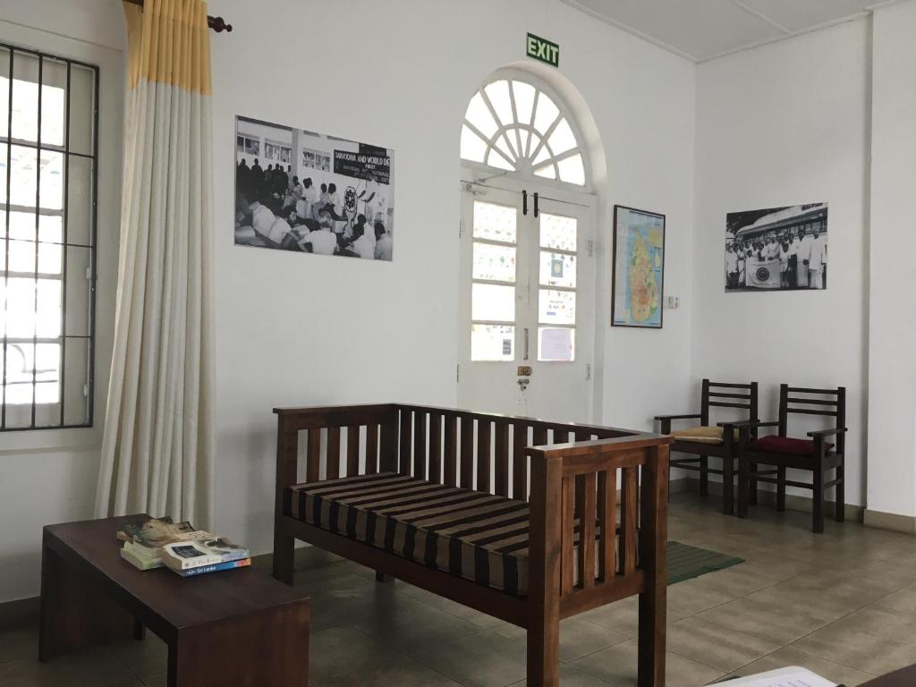Posezení v ubytování Sarvodaya Samma Vaasa Residence