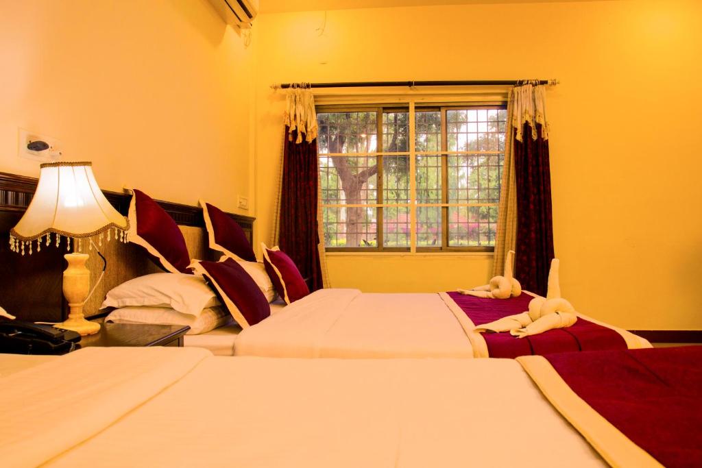 KSTDC Hotel Mayura Chalukya, Badami photo