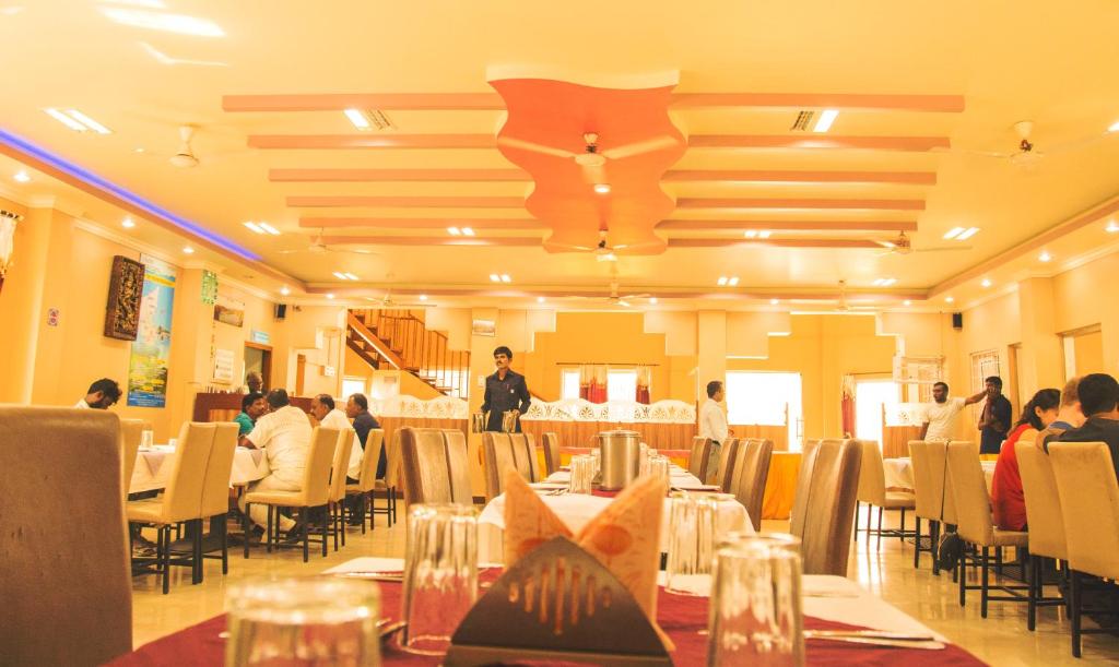 KSTDC Hotel Mayura Chalukya, Badami photo