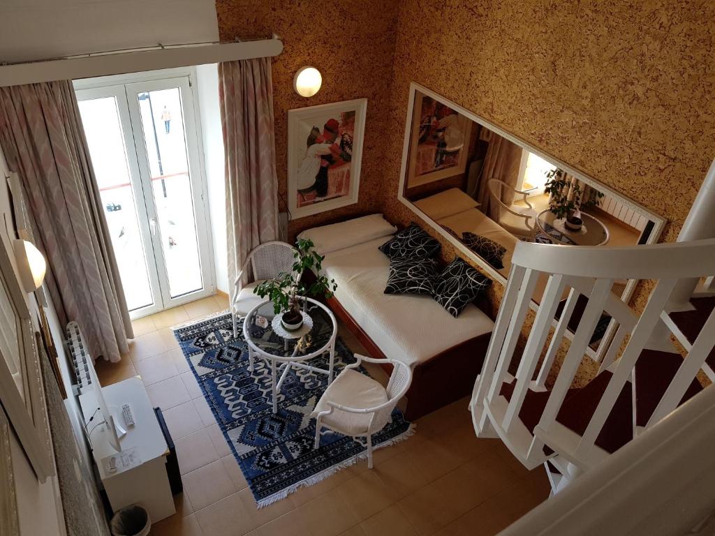 A seating area at Hotel La Residencia
