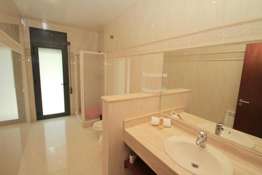 Kúpeľňa v ubytovaní ARENDA Villa Perla