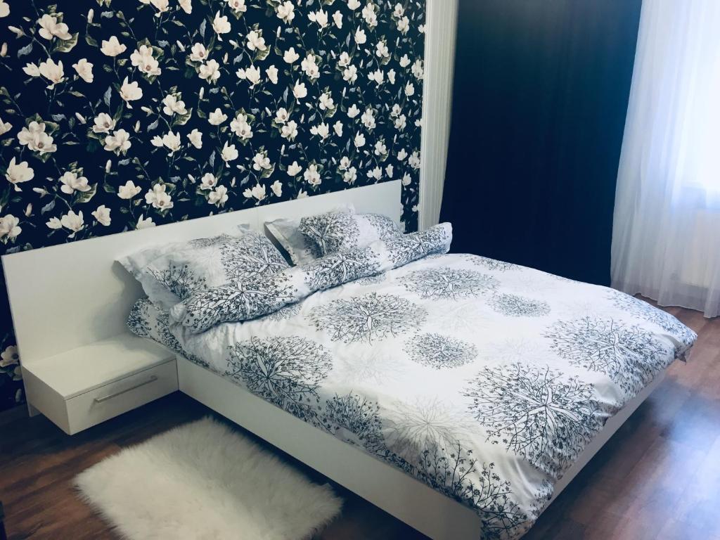 
A bed or beds in a room at Apartment in the city center
