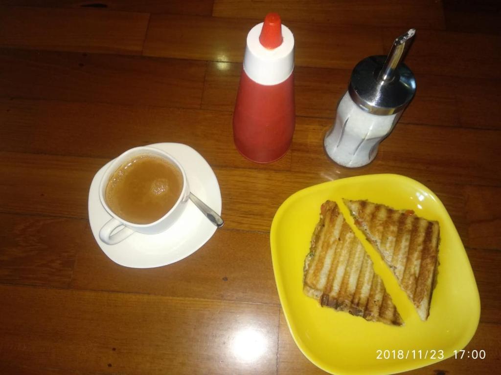 Jídlo v hotelu nebo okolí