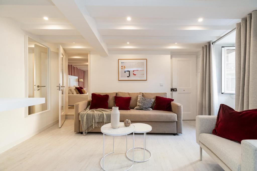 Cosy and bright apartment in Lapa, Lisbon, Portugal